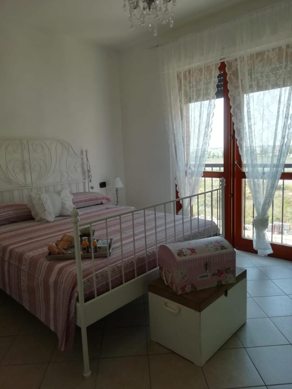 Beti House Heart'S And Roses Rooms Ponte Galeria Buitenkant foto