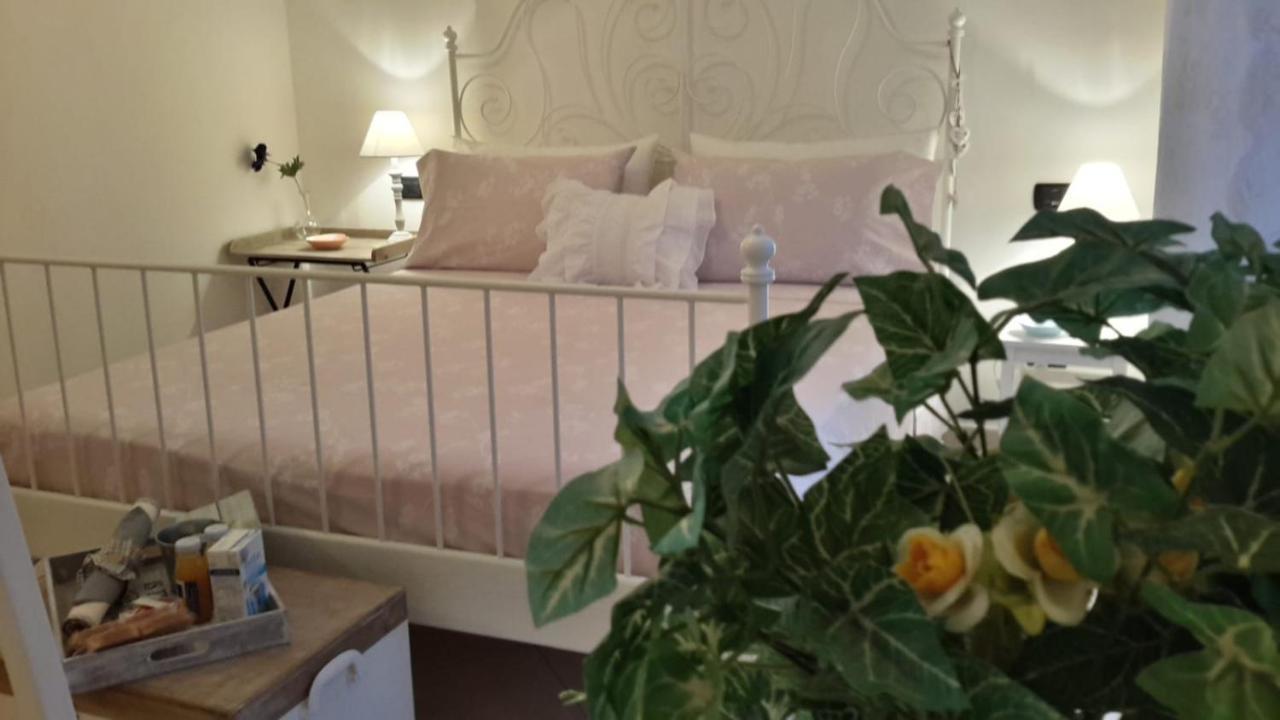 Beti House Heart'S And Roses Rooms Ponte Galeria Buitenkant foto